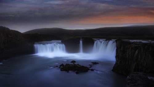 Breathtaking Waterfalls From Around the World