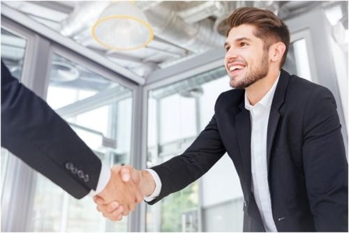 Eight Men’s Style Essentials that Make a Great Interview Impression | Complete Connection