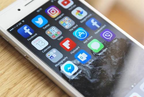 Affordable Ways to Purchase Replacement Parts for Apple Products | Complete Connection